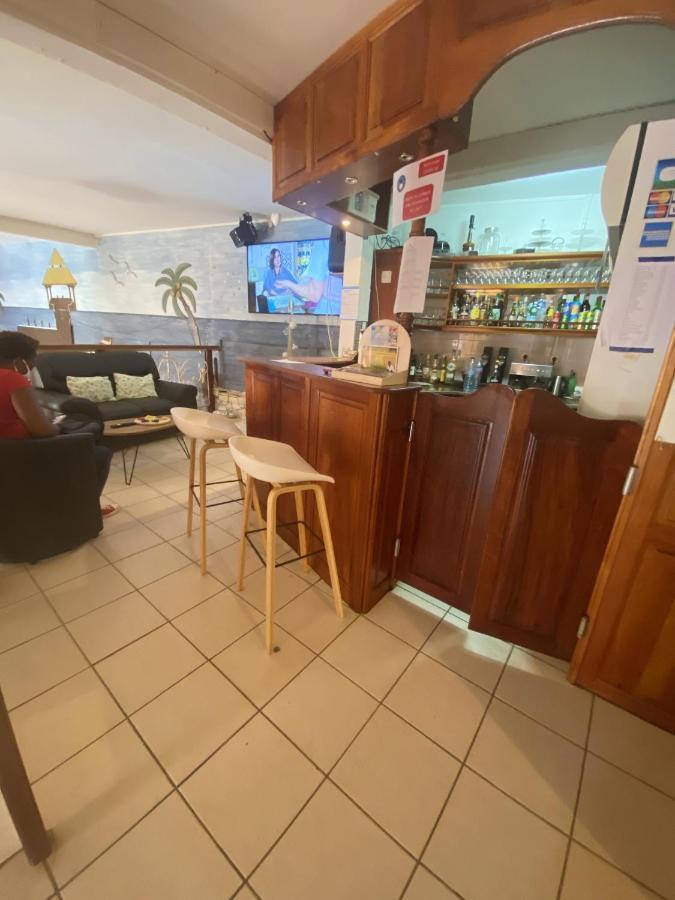 Appartement Moderne A Pointe Noire 36 M² Piscine & Jacuzzi ภายนอก รูปภาพ